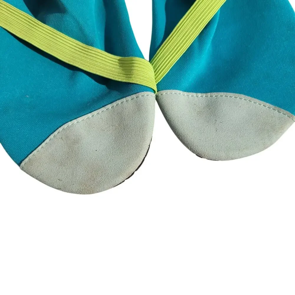 FitKicks Gorpcore Active Minimalist Footwear Barefoot Yoga Shoes‎ Womans Large